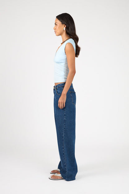 Perfect Stranger Traci-lee V-Neck T-Shirt Blue