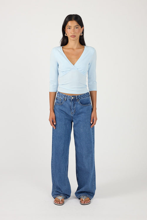 Perfect Stranger Mara V-Neck 3/4 Sleeve T-Shirt Blue