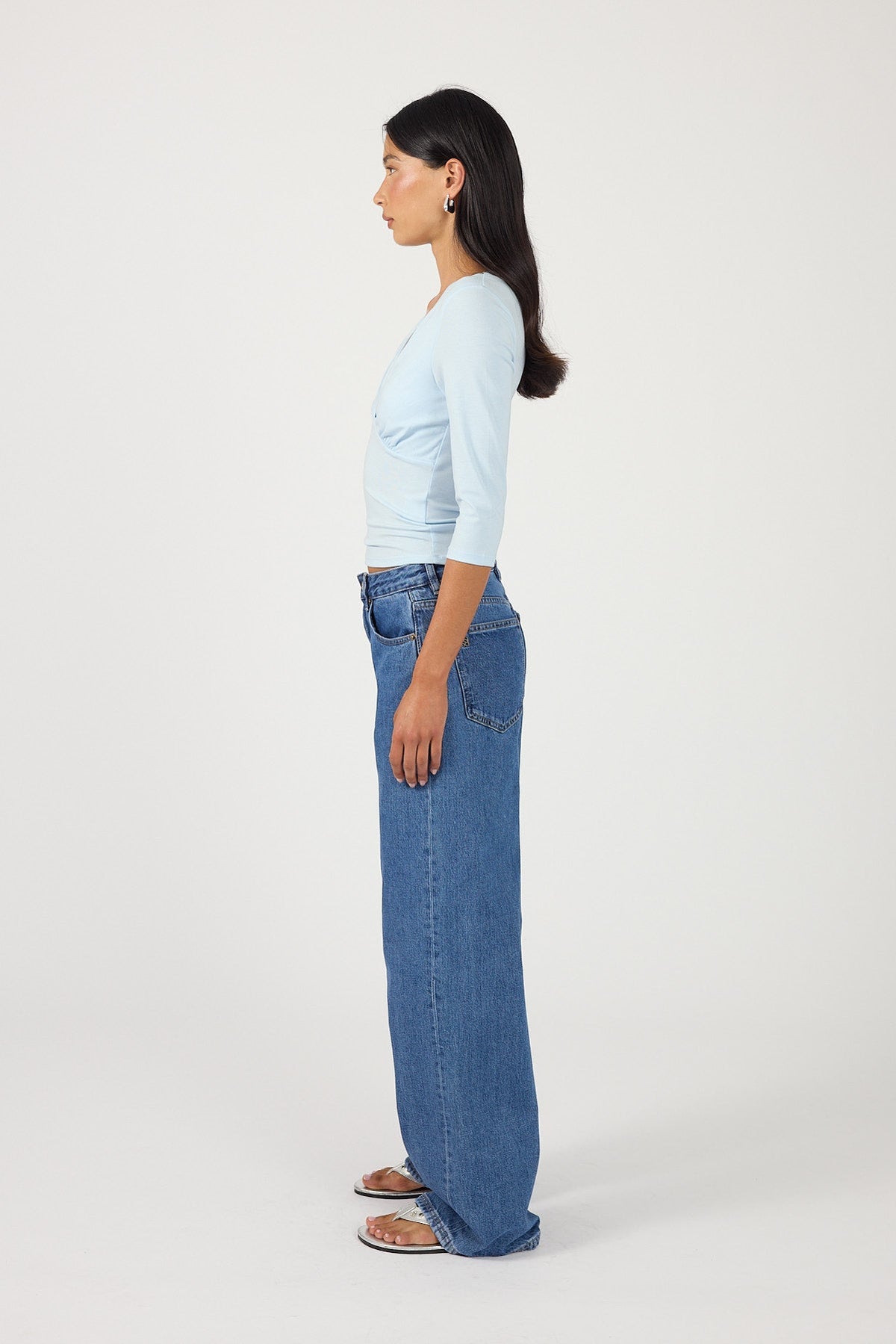 Perfect Stranger Mara V-Neck 3/4 Sleeve T-Shirt Blue